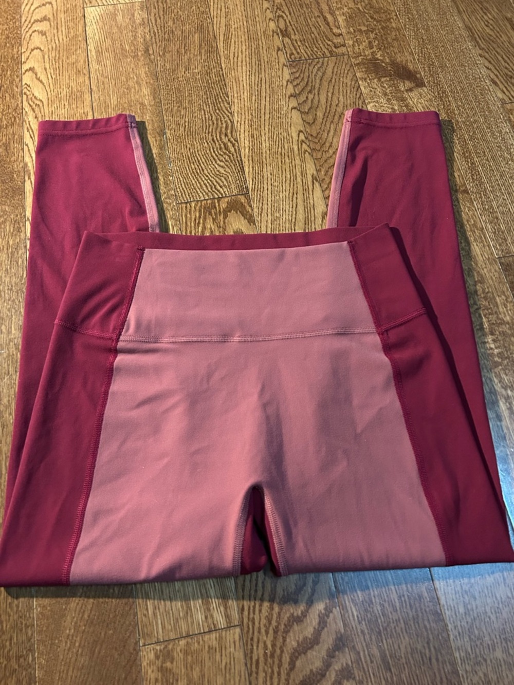 New Athleta Woman’s Medium Transcend Color Block 7/8 Tight Leggings Berry Rose